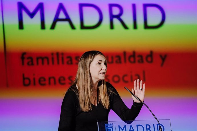 La concejala y portavoz del PSOE en el Ayuntamiento de Madrid, Mar Espinar, interviene en un acto conmemorativo por el 8M.