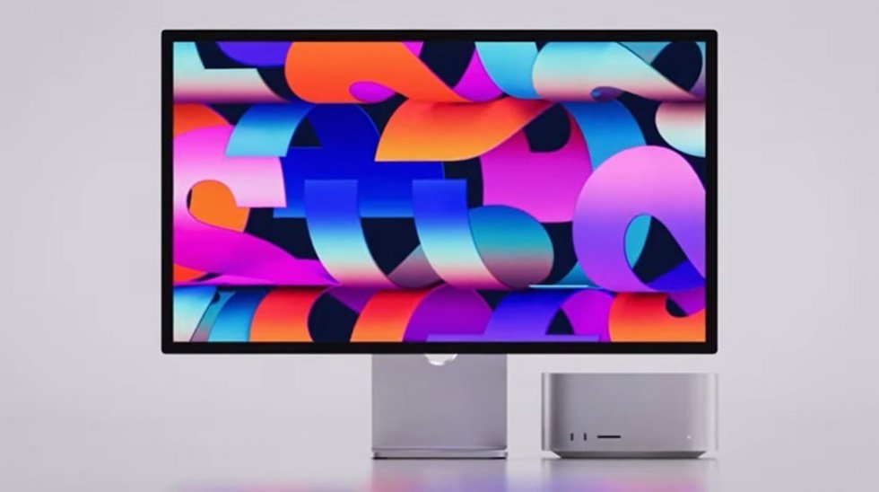 Studio Display zquierday ordenador Mac Studio (derecha)