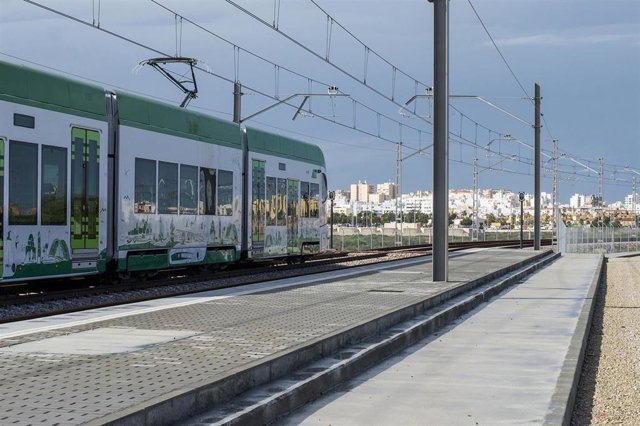 Archivo - Tranvía de Cádiz