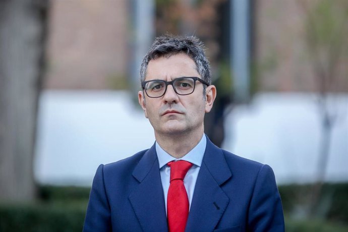 El ministro de Presidencia, Relaciones con las Cortes y Memoria Histórica, Félix Bolaños, en la firma de un acuerdo en el Centro de Inserción Social Victoria Kent, a 1 de marzo de 2022, en Madrid (España). 