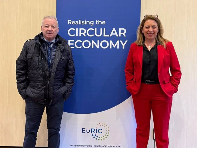 El presidente de la FER, Ion Olaeta, y la directora general de la FER, Alicia García-Franco, elegidos  sendos vicepresidentes de ERPB y de Euric, las organizaciones europeas que representan los intereses del sector del reciclaje en Bruselas.