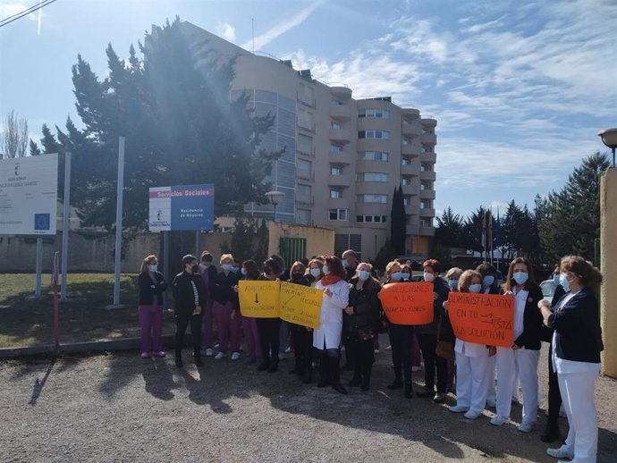 Auxiliares de la residencia de mayores 'Las Hoces' de Cuenca piden a Junta reforzar la plantilla que está en adaptación