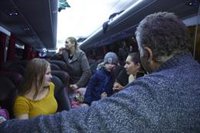 La hermandad de Santa Marta de Sevilla envía un autobús a Ucrania con ayuda humanitaria que volverá con refugiados