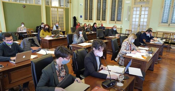 Comisión de Asuntos Institucionales y Generales del Parlament.