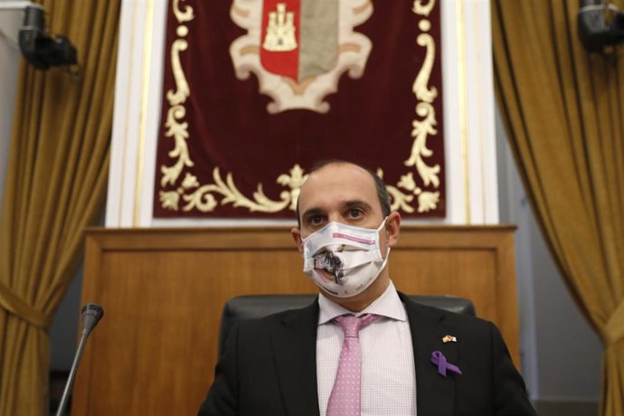 El presidente de las Cortes de Castilla-La Mancha, Pablo Bellido