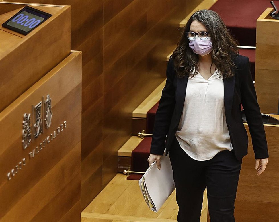 Archivo - La vicepresidenta y consellera de Igualdad y Políticas Inclusivas, Mónica Oltra