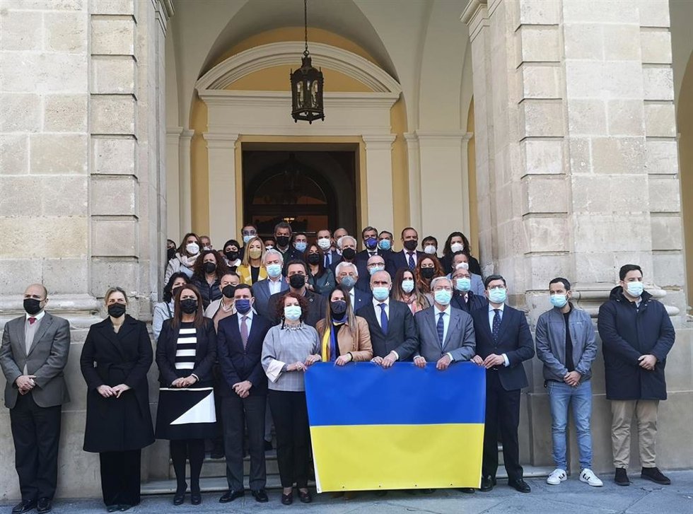 Concentración ante el Ayuntamiento de Sevilla