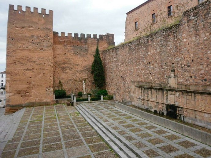 Foro De Los Balbos De Cáceres Donde Se Sclebrará Un Domingo Al Mes Un Mercado De Productos Biológicos