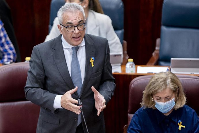 El consejero de Administración Local y Digitalización, Carlos Izquierdo Torres.