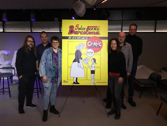 La organización del Comic Barcelona presenta el cartel de la XL edición con su diseñadora, Carla Berrocal.