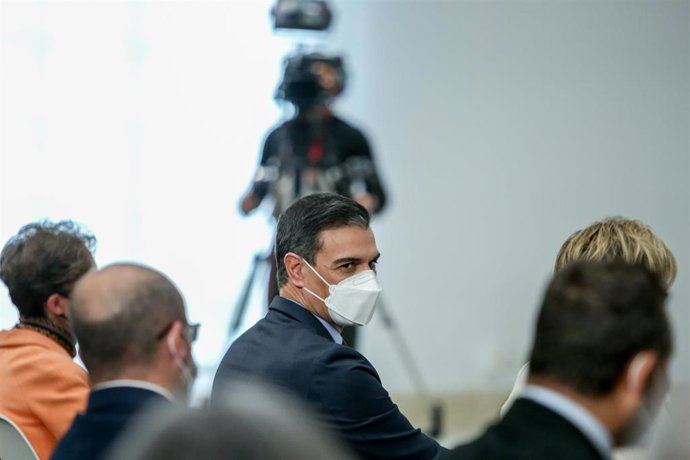 El presidente del Gobierno, Pedro Sánchez, en el acto de agradecimiento al trabajo realizado por el Foro Nacional de Ciberseguridad, en el Complejo de la Moncloa, a 9 de marzo de 2022, en Madrid (España). 