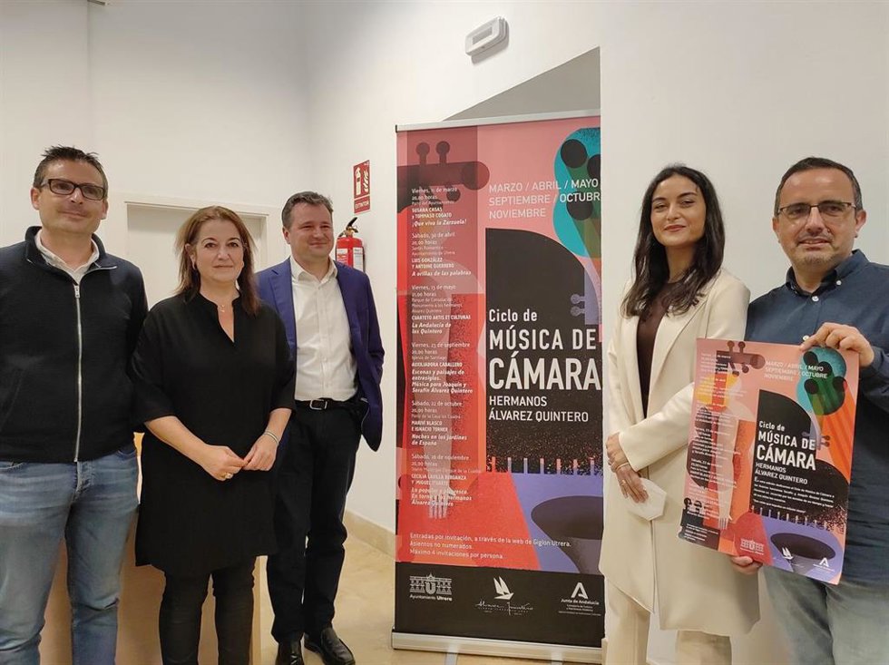 Presentación del Ciclo de Música de Cámara que organiza el Ayuntamiento de Utrera y que este año estará dedicado a los hermanos Álvarez Quintero.