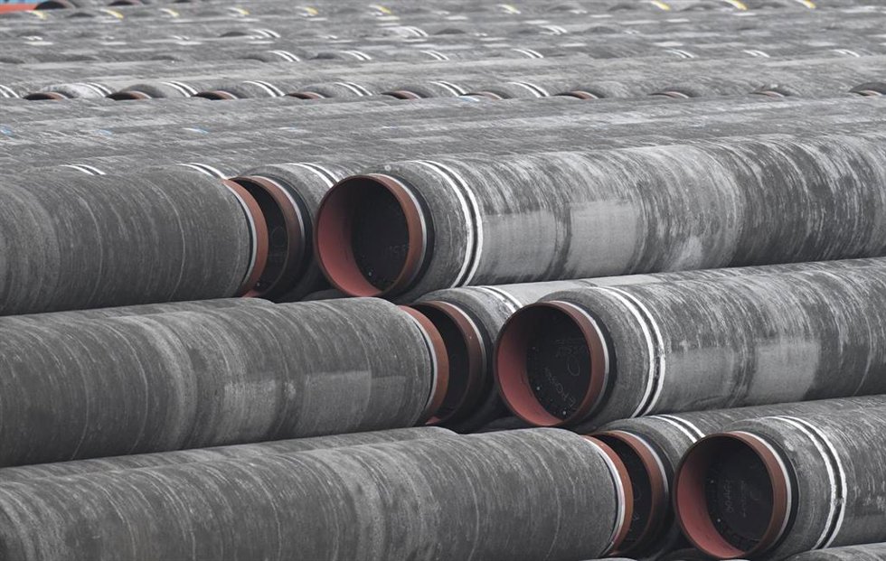 Archivo - Tuberías para el gasoducto Nord Stream 2