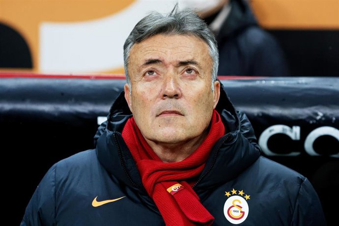 Archivo - El entrenador del Galatasaray turco, Domnec Torrent