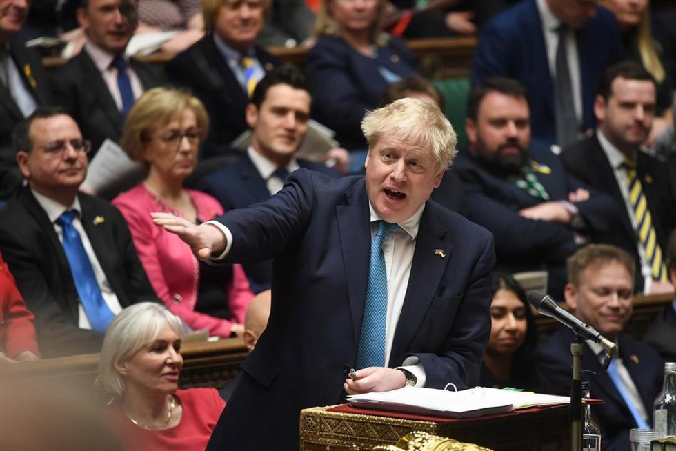 HANDOUT - 09 March 2022, United Kingdom, London: UK Prime Minister Boris Johnson speaks during Prime Minister's Questions in the House of Commons. Photo: Jessica Taylor/Uk Parliament via PA Media/dpa - ATTENTION: editorial use only and only if the credi