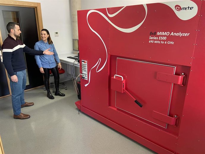 EMITE y la japonesa Anritsu testan la nueva generación de dispositivos wifi con un nuevo sistema de pruebas