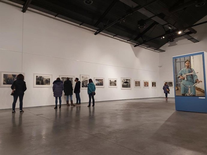 Exposición 'Vida' del artista Gervasio Sánchez y que han visitado más de 2.000 personas en el Palacín de León.