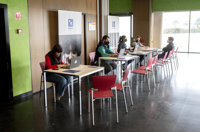 Una treintena de niños ucranianos con cáncer llegarán este viernes a España en un vuelo fletado por Defensa