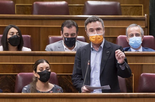 El diputado de Ciudadanos, Guillermo Díaz Gómez, interviene en una sesión plenaria en el Congreso de los Diputados, a 9 de marzo de 2022, en Madrid (España).