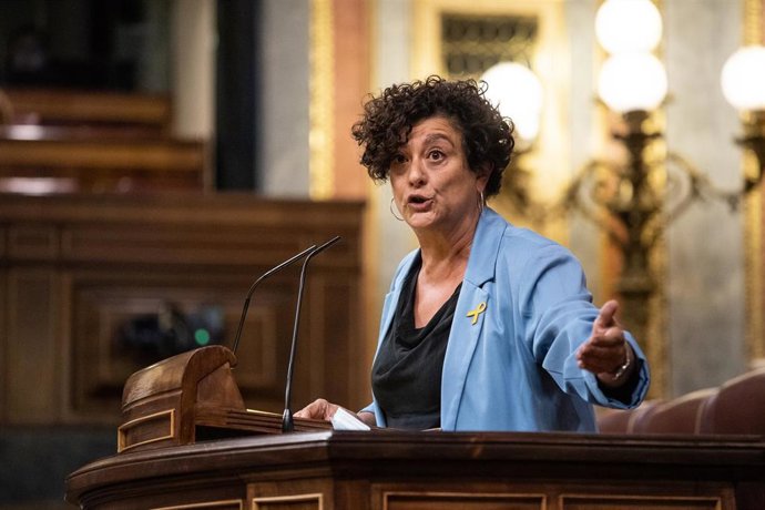 Archivo - La diputada de ERC, Pilar Vallugera, interviene en una sesión plenaria en el Congreso 