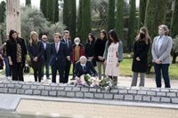 Madrid rinde homenaje a las víctimas del 11M con una placa en el Bosque del Recuerdo del Parque de El Retiro