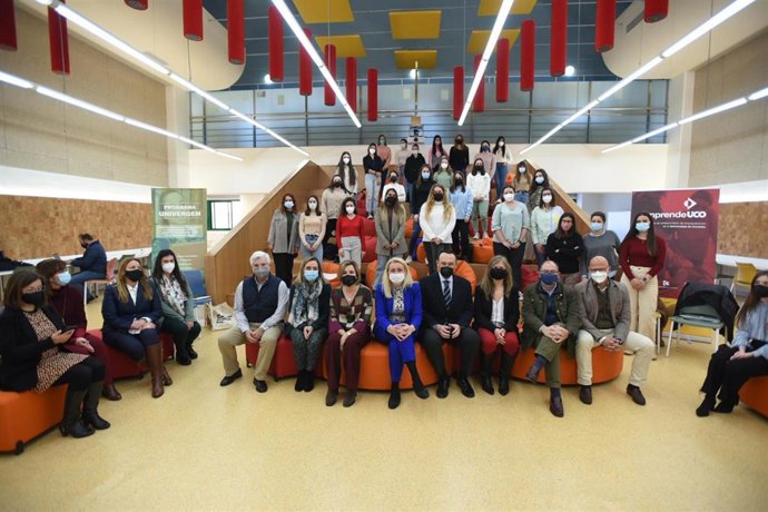 La directora del IAM, Laura Fernández, inaugura en el Campus de Rabanales el programa Univergem.