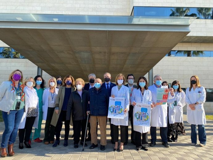 Profesionales, pacientes, autoridades, el Colegio de Farmacéuticos y Alcer se unen frente a la enfermedad renal.