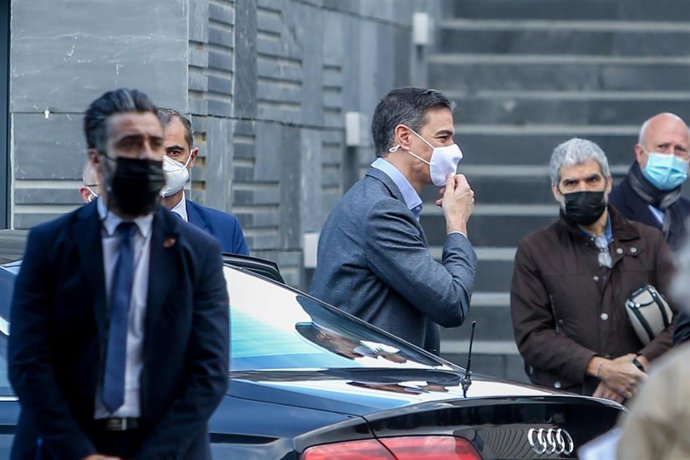 El presidente del Gobierno, Pedro Sánchez , a su llegada a una visita al Centro de Atención, Recogida y Derivación de Refugiados Ucranianos