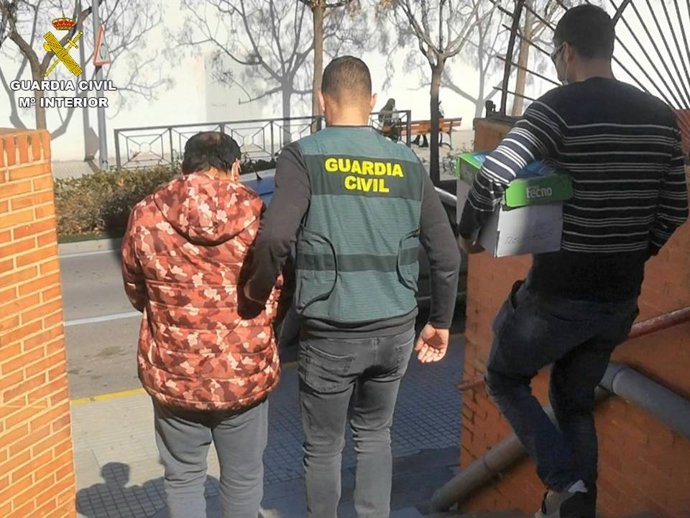 Un detenido y cinco investigados por estafar 400 euros con billetes falsos utilizados en rodajes
