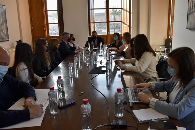 Reunión de la subcomisión.