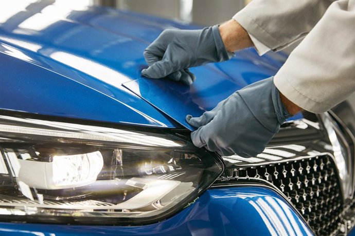 Archivo - Planta de Renault en Palencia