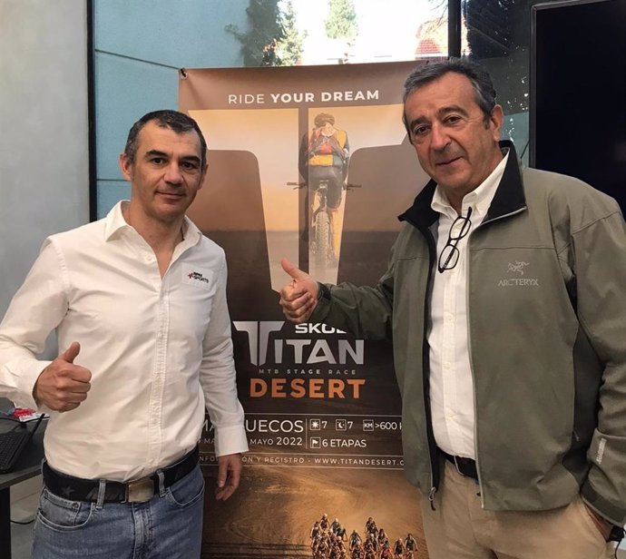 Manu Tajada, director técnico, y Jesús García, consejero delegado, de RPM Sports en la presentación de la Skoda Titan Desert 2022: Desierto infinito.