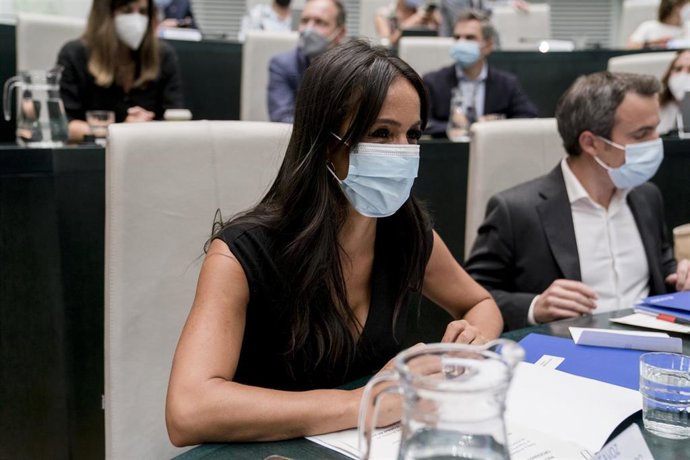 Archivo - La vicealcaldesa de Madrid, Begoña Villacís, durante una sesión del Pleno Municipal, en el salón de sesiones del Pleno del Palacio de Cibeles.