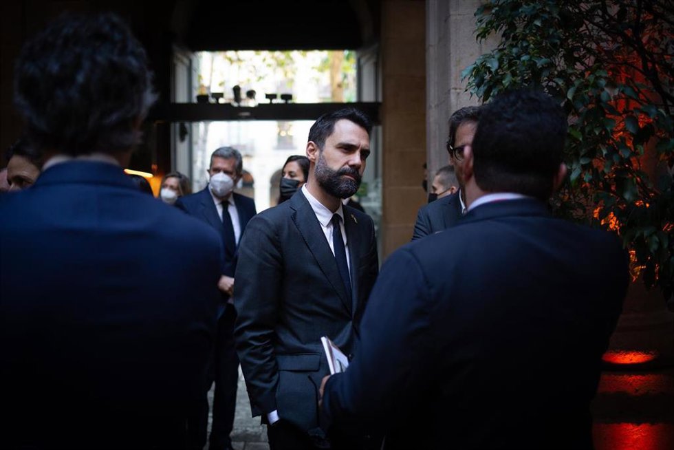 Archivo - El conseller de Empresa y Trabajo de la Generalitat, Roger Torrent, en una foto de archivo.