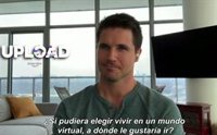 Robbie Amell regresa con la segunda temporada de Upload: "Me gustaría subir a una vida virtual de sol, golf y playa"