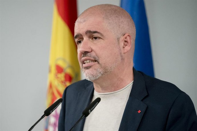 El secretario general de CCOO, Unai Sordo, interviene en una rueda de prensa posterior a una reunión con el Gobierno, en el Complejo de la Moncloa, a 7 de marzo de 2022, en Madrid (España).
