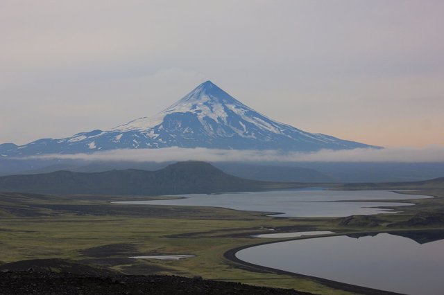 Archivo - Volcán Shishaldin, en las Islas Aleutianas