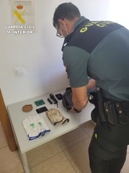 La Guardia Civil detiene a dos personas por numerosos robos en hoteles