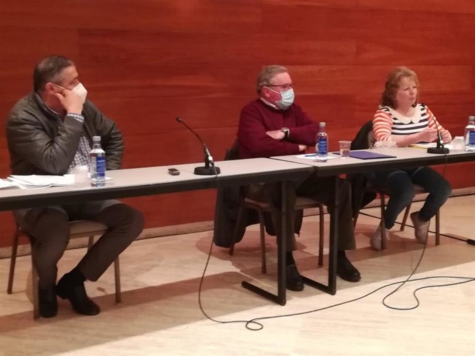 Rueda de prensa del secretario general de UCA-UPA Asturias, José Ramón 'Pachón' García Alba;  el presidente de Asaja-Asturias, Ramón Artime; y la secretaria general de COAG-Asturias, Mercedes Cruzado