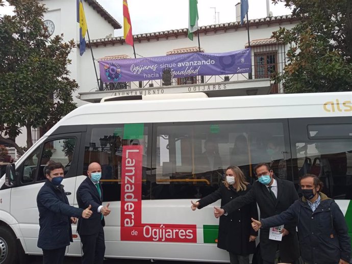 Presentación de un servicio lanzadera a Ogíjares con las paradas del metro de Granada