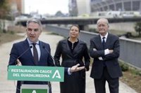 Bendodo dice al PSOE que antes de hablar de pactos de PP y Vox "debería lavarse la boca": "Han pactado con lo peor"