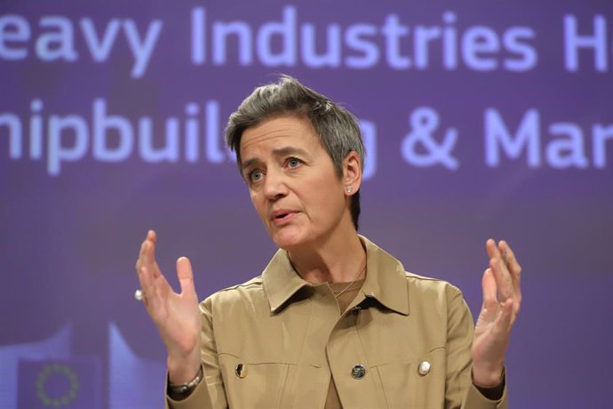 Archivo - 13 January 2022, Belgium, Brussels: EU Commissioner responsible for a Europe fit for the Digital Age Margrethe Vestager speaks during a press conference at the European Commission headquarters. The EU's competition regulator blocked the takeov