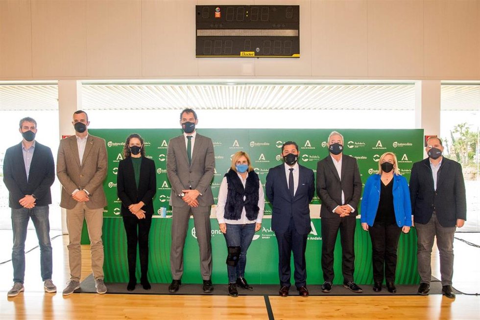 La Junta y la FEB sellan una alianza para que Andalucía sea la casa del baloncesto español