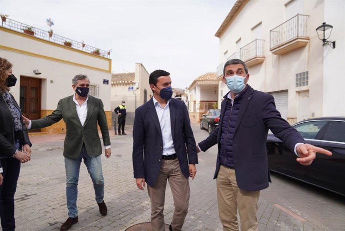 El presidente de la Diputación de Almería junto al alcalde de Los Gallardos.