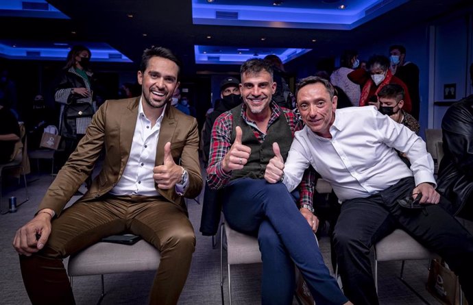 Alberto Contador y Óscar Pereiro participaron en la presentación de la apuesta de turismo deportivo de Sant Antoni de Portmany (Ibiza).
