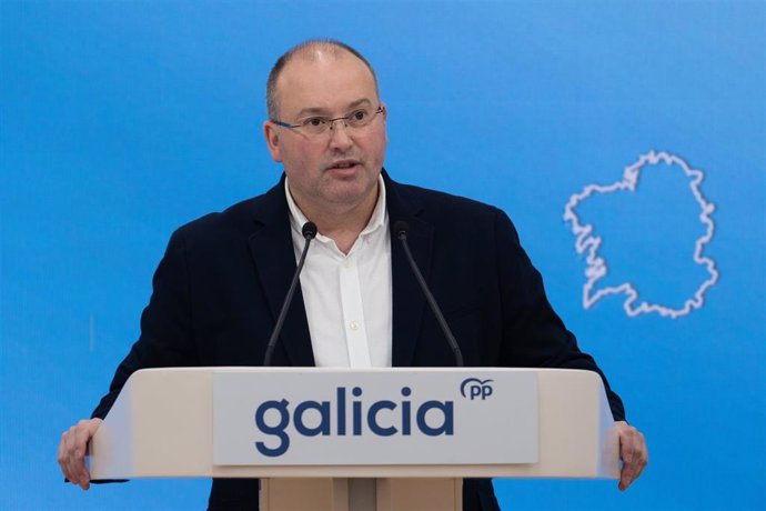 El secretario general del PPdeG, Miguel Tellado, en rueda de prensa.