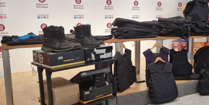Material que la Diputación de Barcelona ha enviado a Ucrania para hacer frente a la invasión por parte de Rusia.