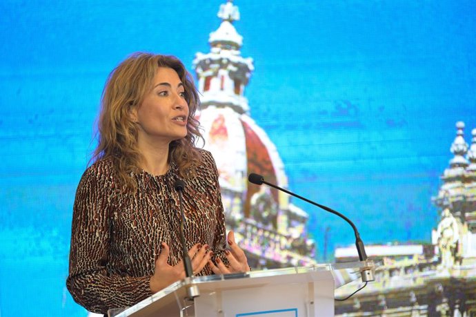 La ministra de Transportes, Movilidad y Agenda Urbana, Raquel Sánchez.