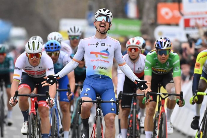 11 March 2022, France, Aubagne: French cyclist Mathieu Burgaudeau of Total Direct Energie celebrates after winning the sixth stage of the 80th edition of the Paris-Nice cycling race, 213.6 km from Courthezon to Aubagne. Photo: David Stockman/BELGA/dpa
