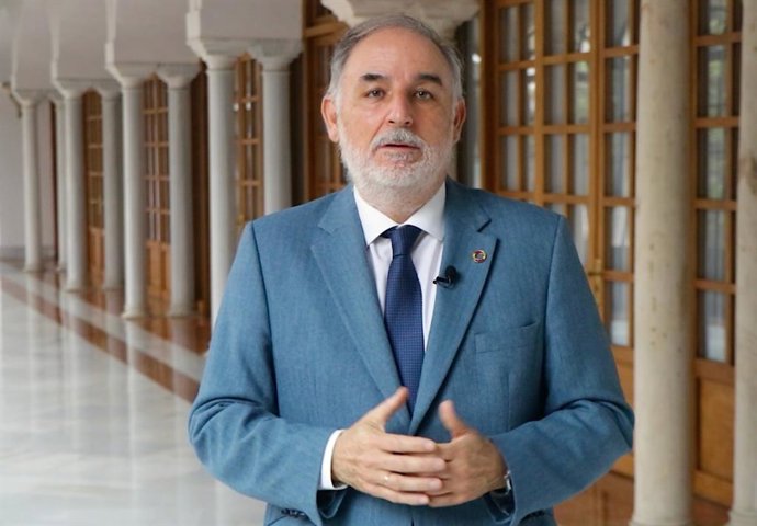 El diputado del grupo parlamentario Vox en Andalucía por Sevilla y portavoz en la Comisión de Educación y Deporte, Macario Valpuesta.